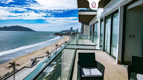 Apartment on the Malecon 2 BR Ocean View — 4-Star Luxury Hotel in Mazatlan, Mexico