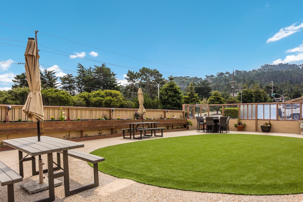 Rodeway Inn near Downtown Monterey - photo 37