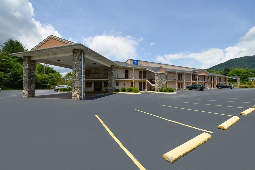 Americas Best Value Inn Canton NC - featured photo