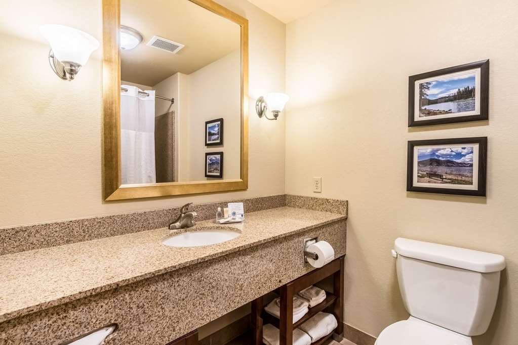Comfort Inn & Suites Rifle - photo 18