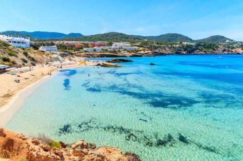 Villa Carvi — 4-Star Luxury Hotel in Sant Josep De Sa Talaia, Spain