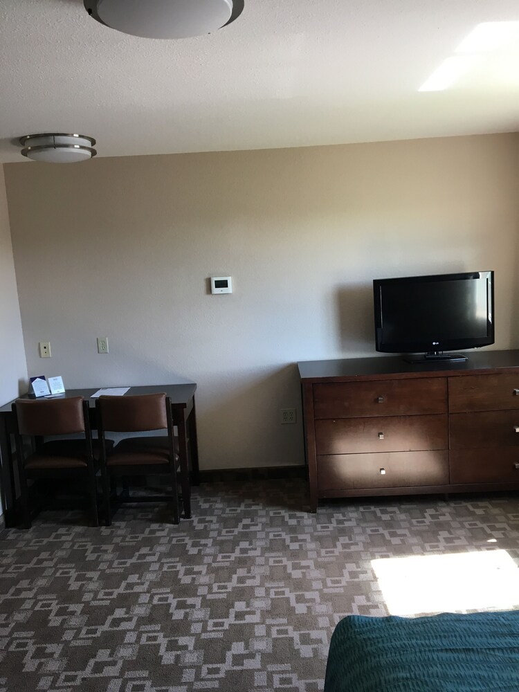 Suburban Extended Stay LaPlace - photo 13