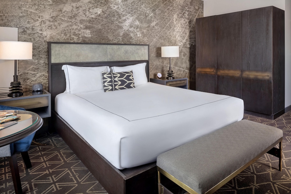 Hotel Van Zandt - photo 17