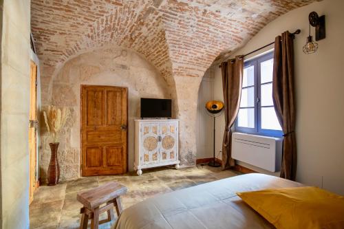 Les Petites Voutes — hotel in Saint-Gilles