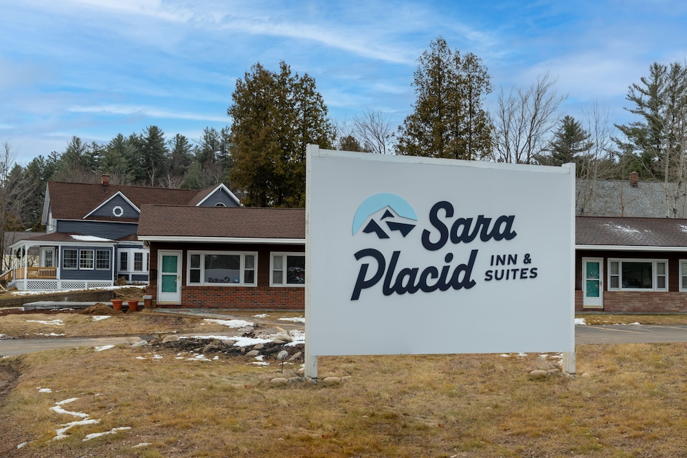 Sara Placid Inn & Suites - photo 2