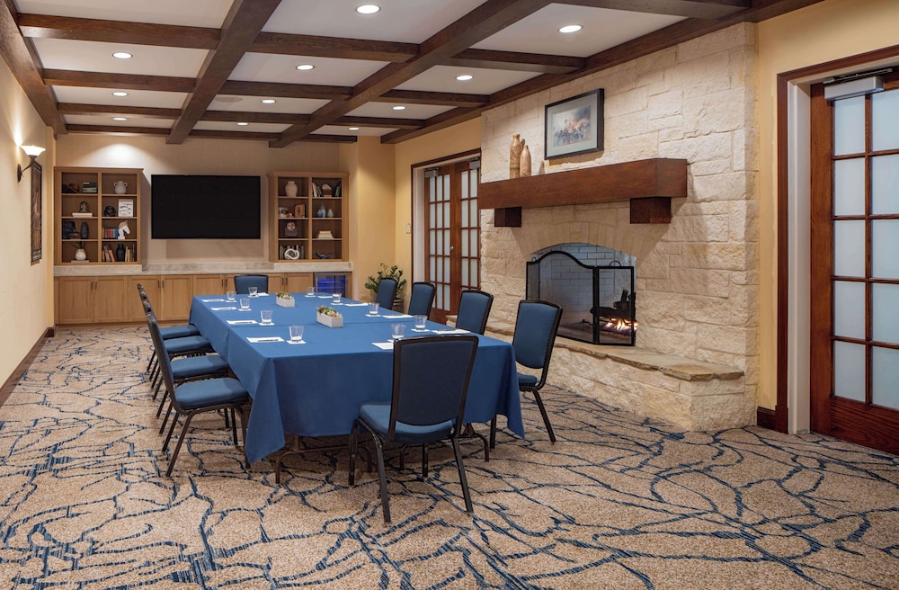 Hilton San Antonio Hill Country - photo 88