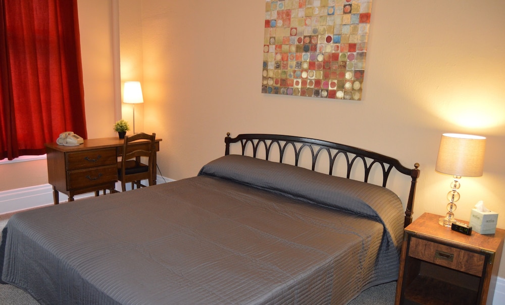SF Plaza Hotel - photo 7