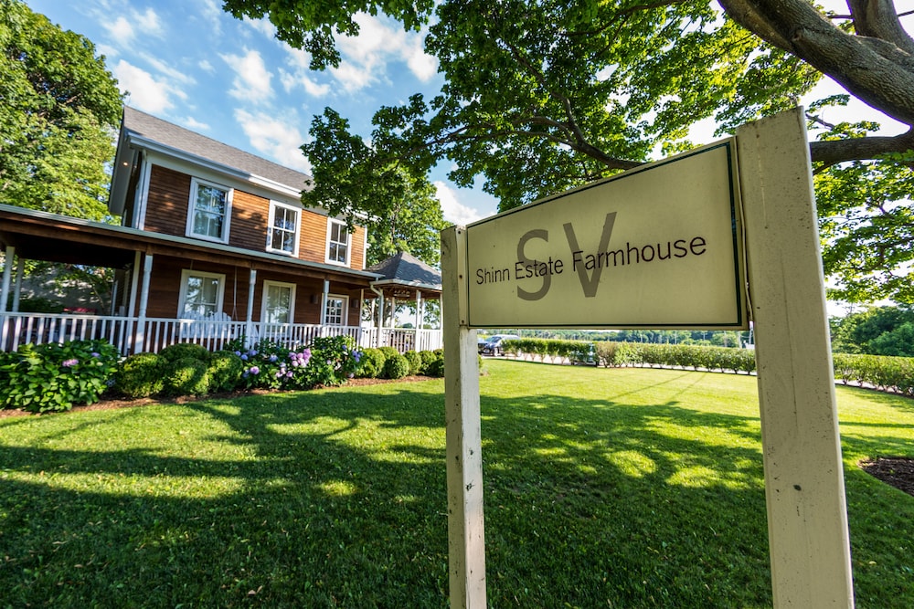 Shinn Estate Vineyards and Farmhouse — 4-Star Luxury Hotel in Mattituck, United States