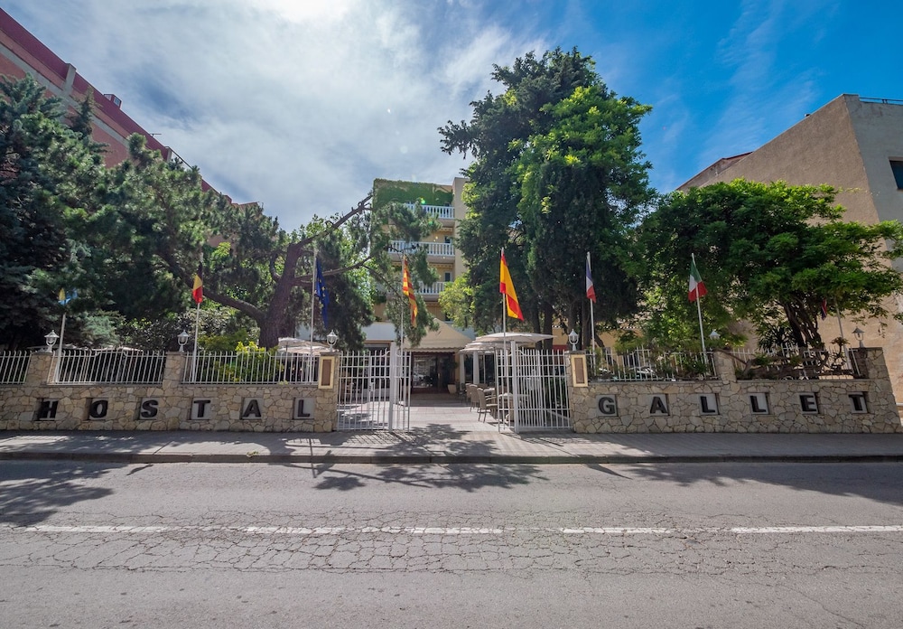 Hotel Gallet in Roses, Spain