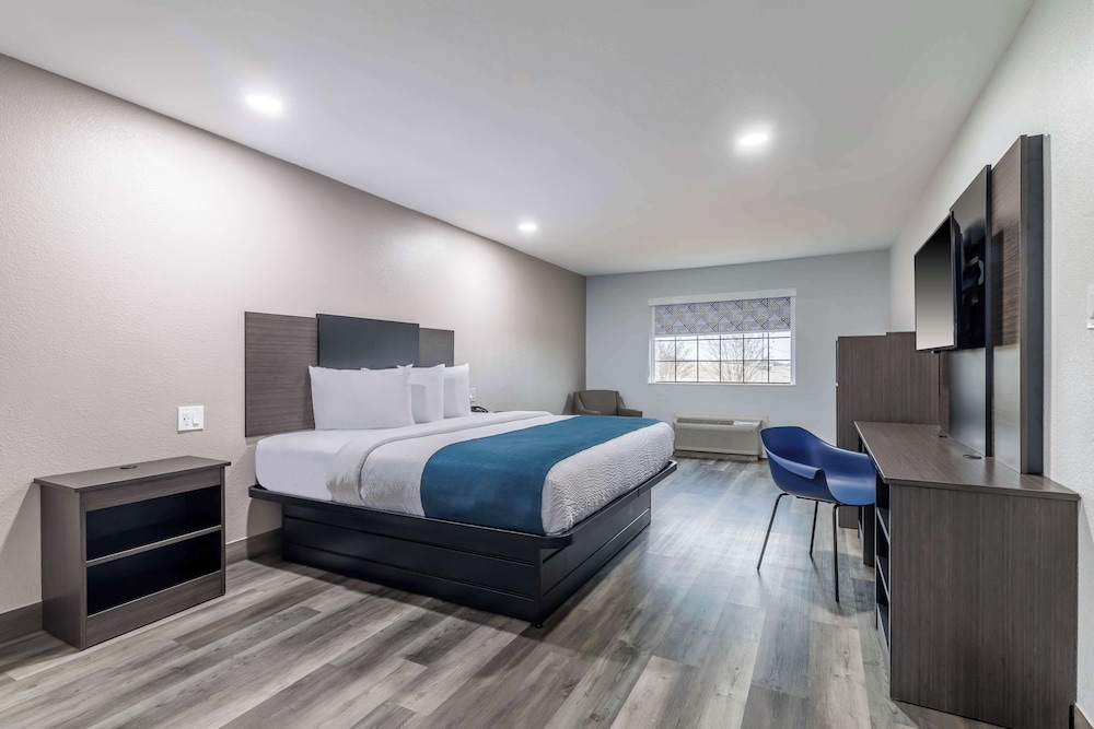 Studio 6 Suites Brenham TX - photo 28