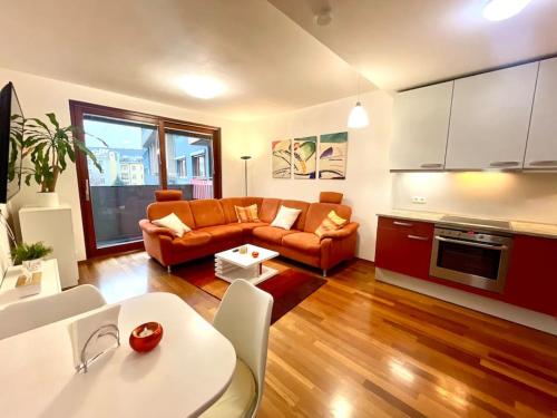 Entire Apartment near Clarion O2 Arena Metro 3 min Easter market in City Center 15 min — 4-Star Luxury Hotel in Prague, Czech Republic