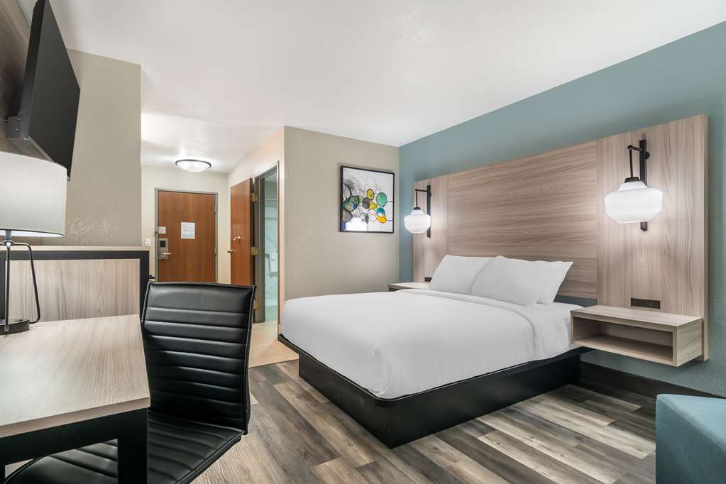 Best Western Park City Wichita North - photo 12
