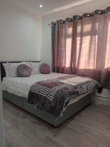 Good priced Accommodation in harrow in Harrow, United Kingdom