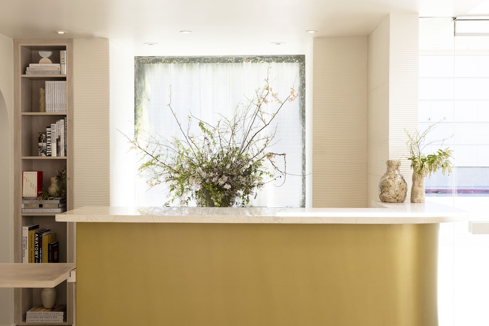 Short Stories Hotel - photo 3