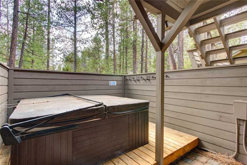 Lost Lane #8 by Village Properties at Sunriver Bend - photo 13