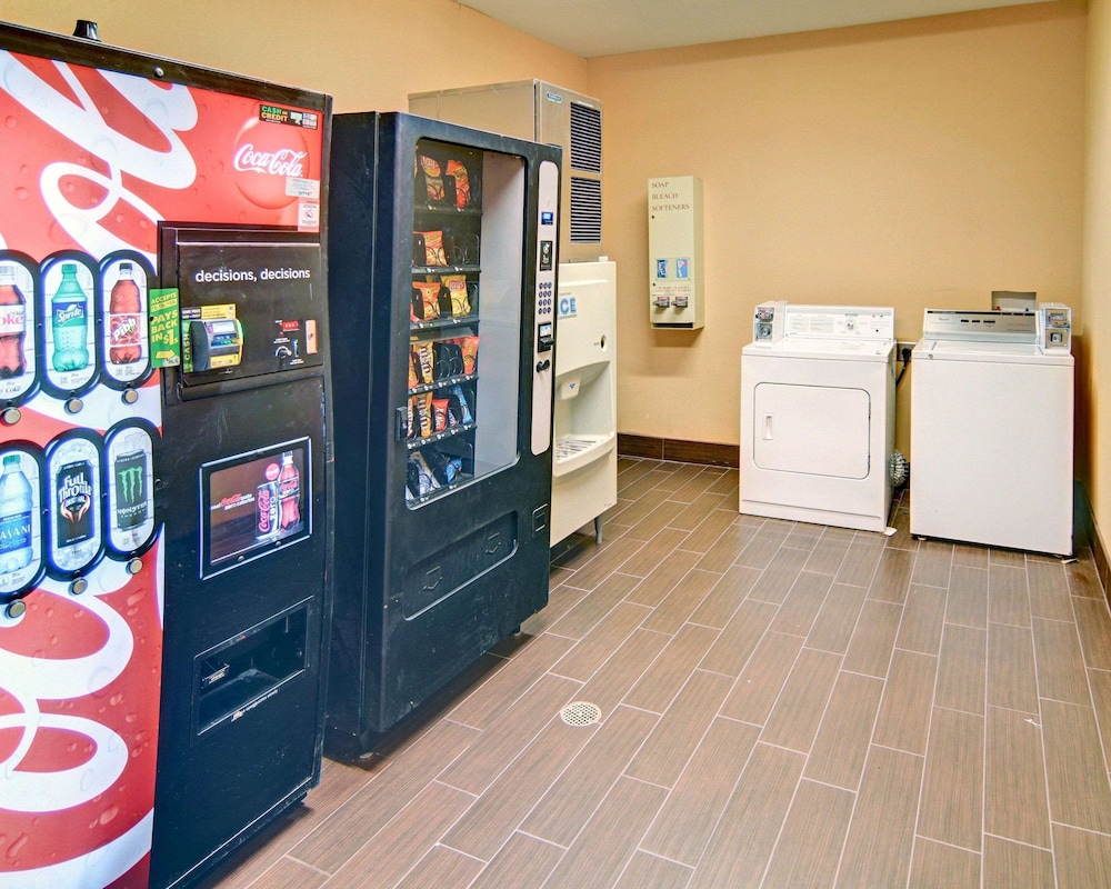 Comfort Suites Roanoke Fort Worth North - photo 26