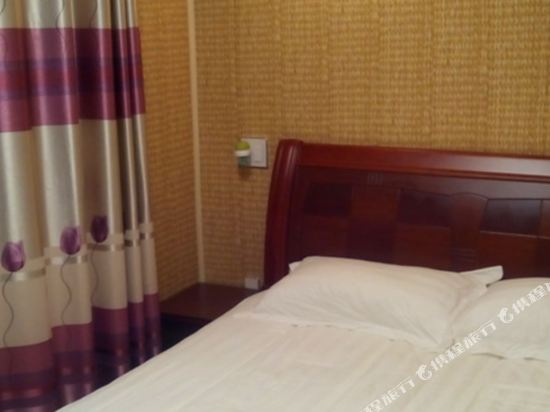 Deqing yanchun hotel in Deqing, People's Republic of China