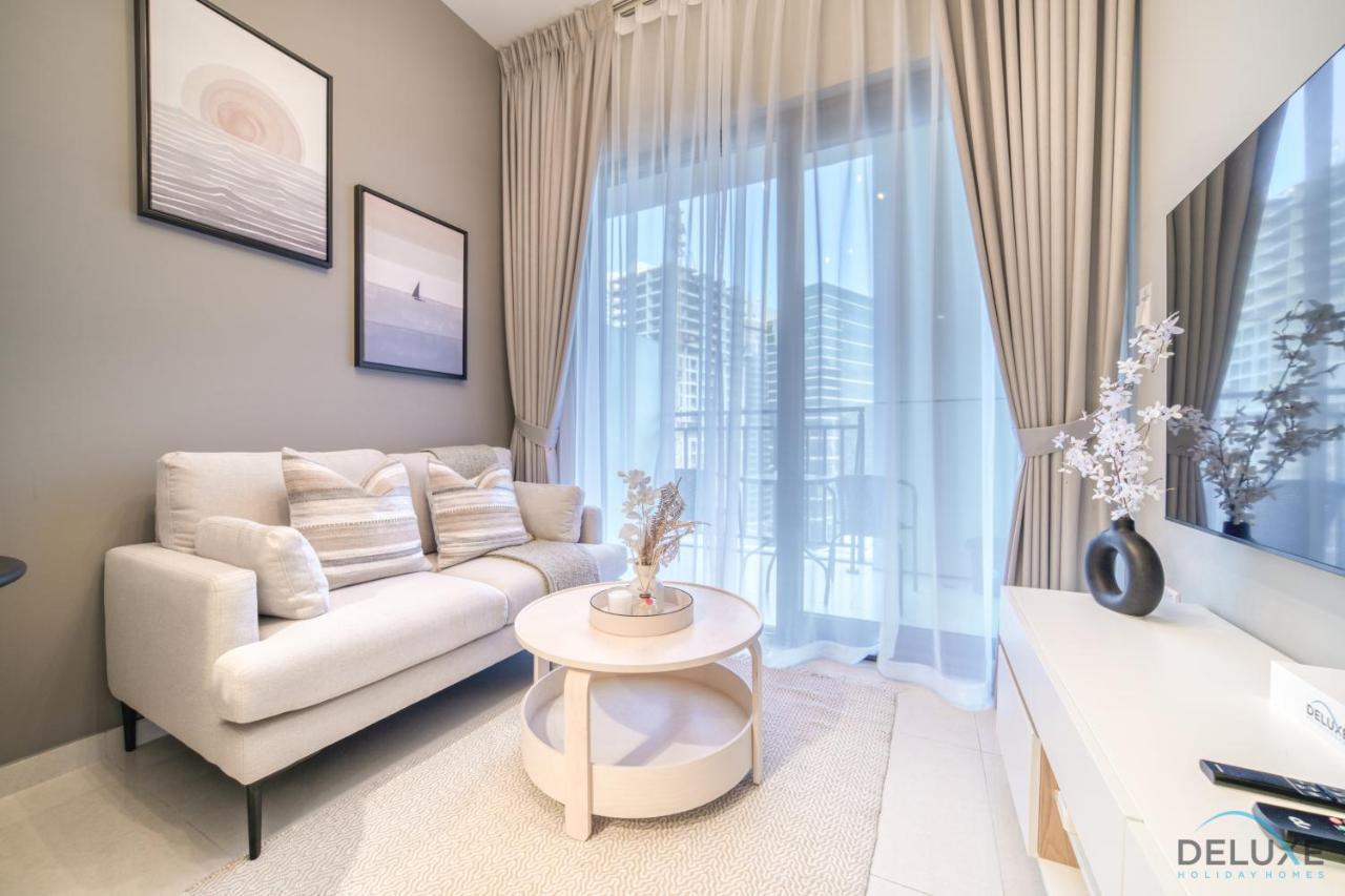 Special Deal Scenic 1BR Close to Burj Khalifa by Deluxe Holiday Homes — 4-Star Luxury Hotel in Dubai, United Arab Emirates