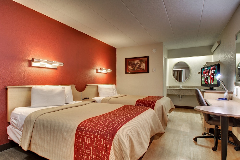 Red Roof Inn St Louis Westport Maryland Heights - photo 9