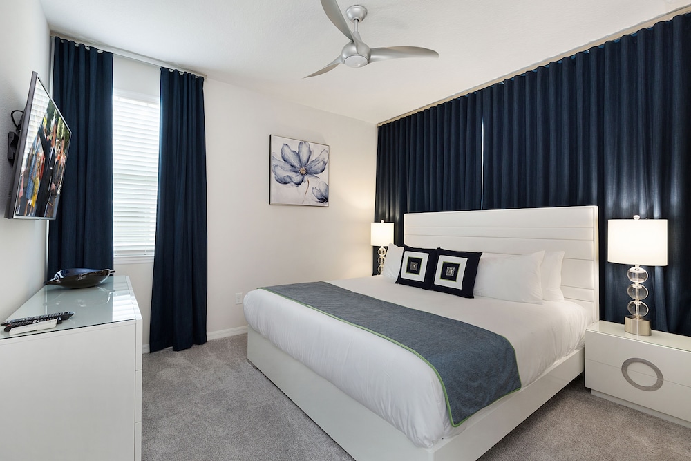 Solara Resort Luxury 9 Bedroom Homes - photo 118