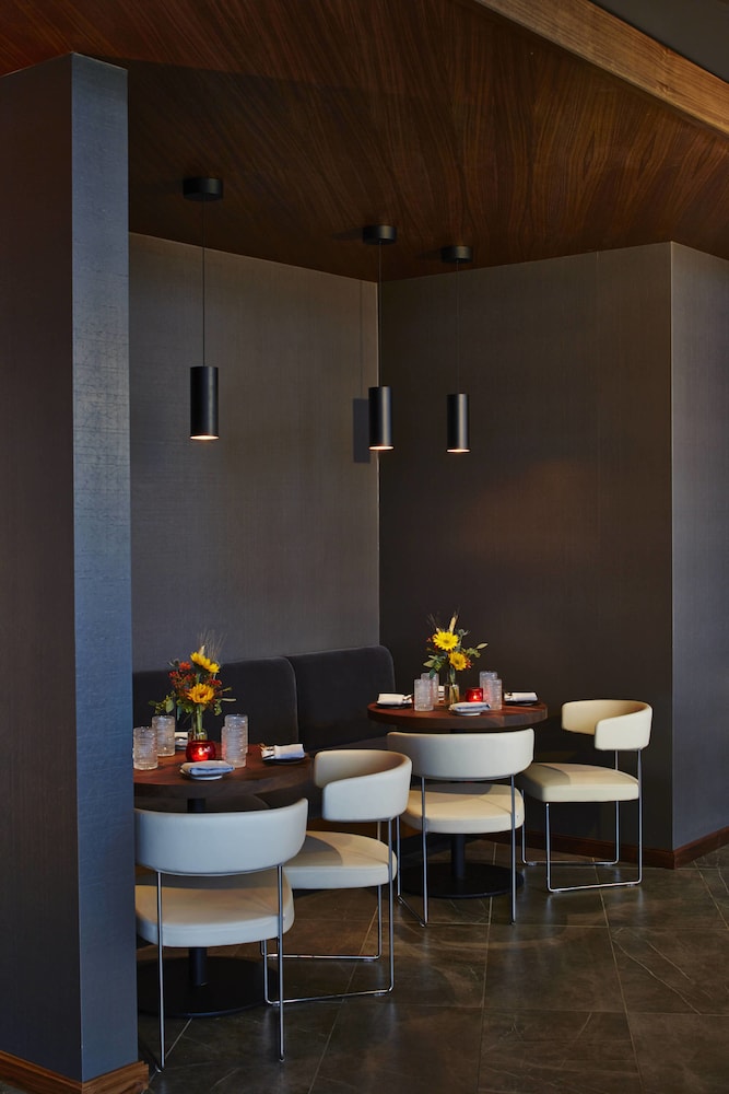 AC Hotel by Marriott Columbus Dublin - photo 18
