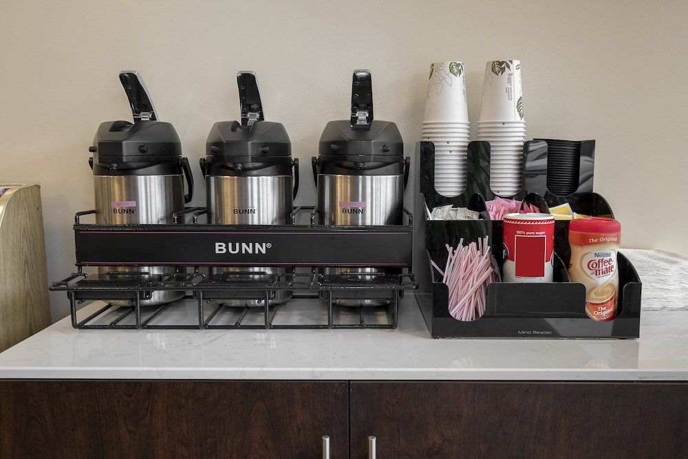 Red Roof Inn Fredericksburg North - photo 5