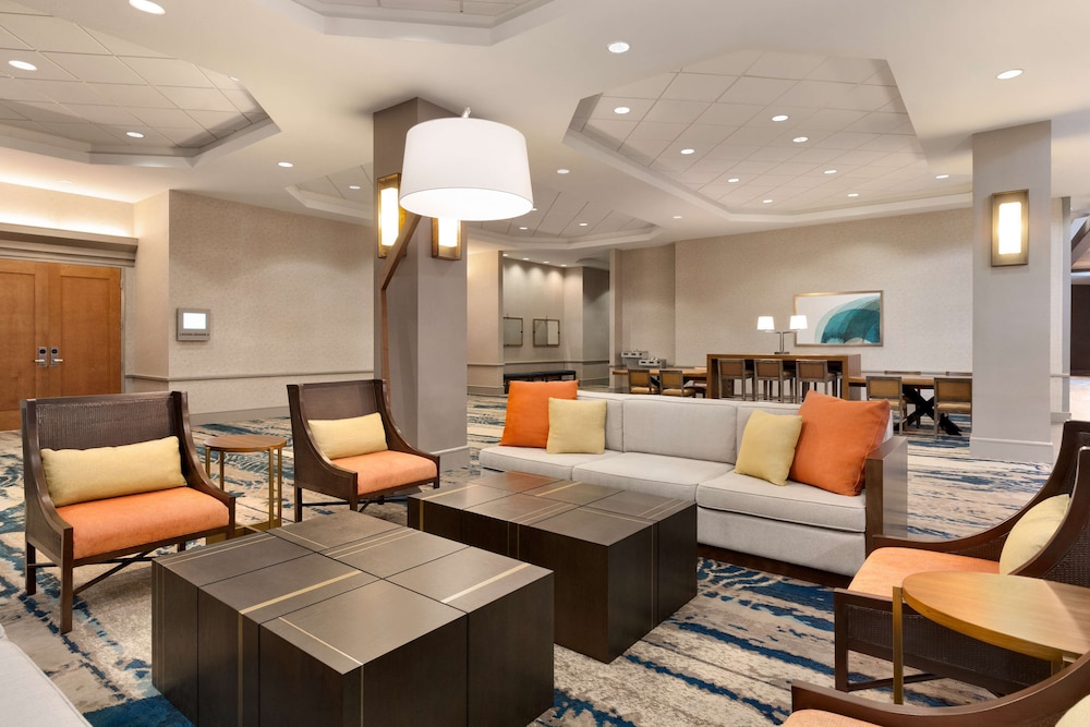 Embassy Suites by Hilton Monterey Bay Seaside - photo 10