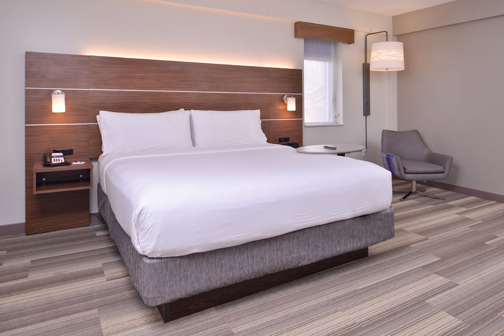 Holiday Inn Express New Orleans Arts District by IHG - photo 12