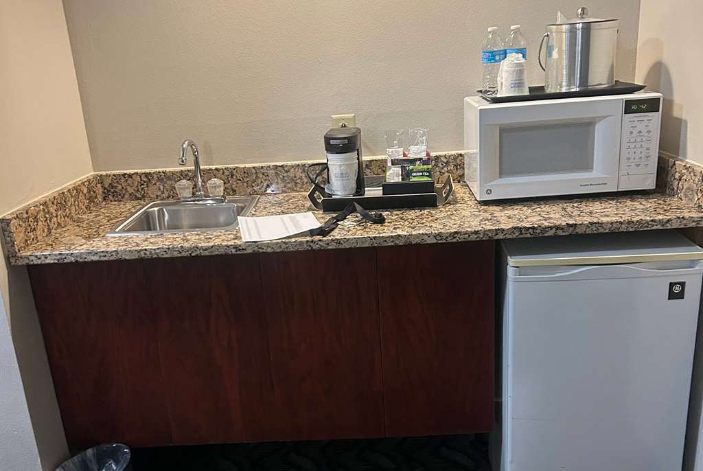 Wyndham Garden Madison Fitchburg - photo 19