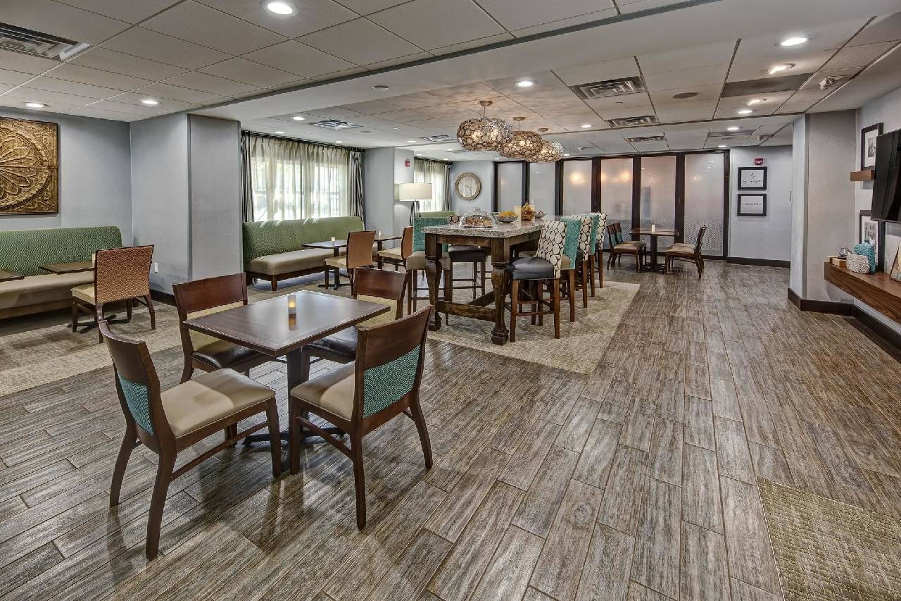Hampton Inn Summerville SC - photo 32
