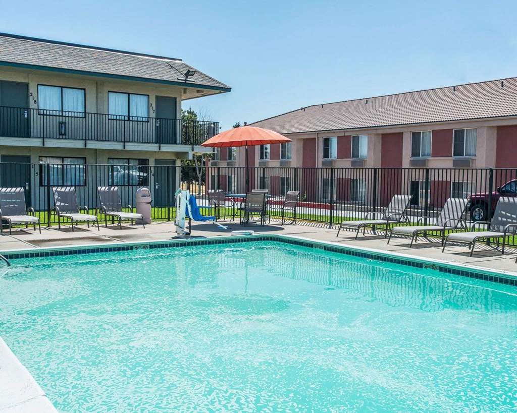 Rodeway Inn Greeley - photo 22