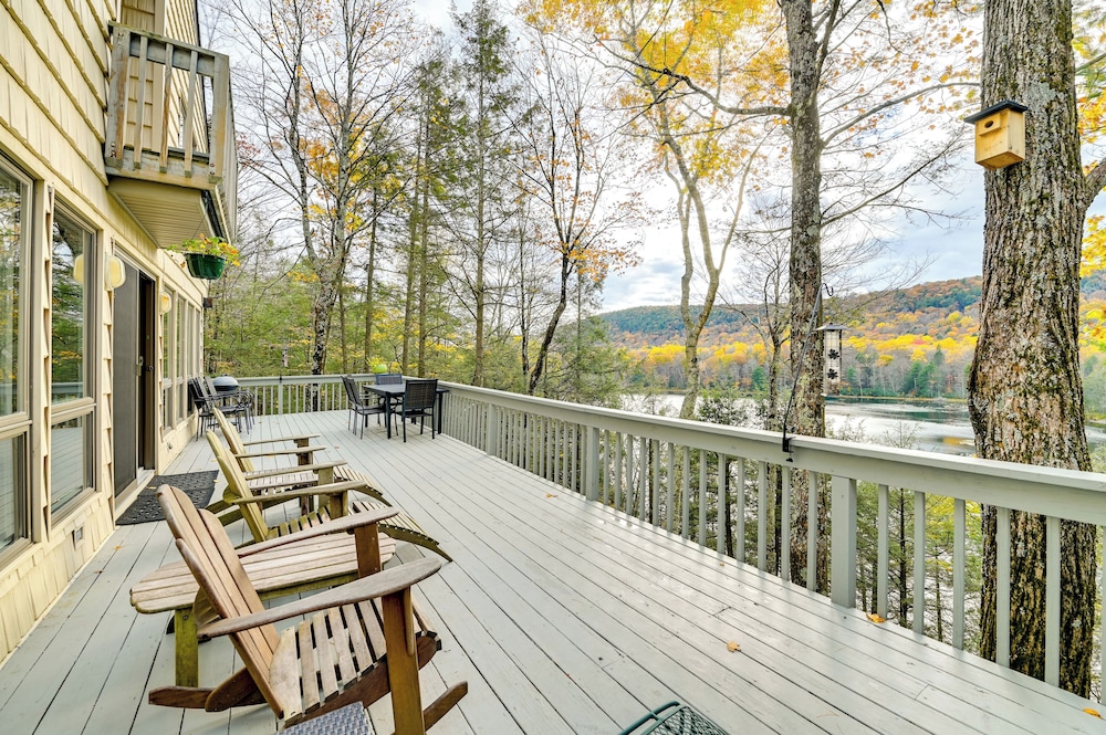 Great Barrington Lakeside Getaway W Kayak Grill — Great Barrington