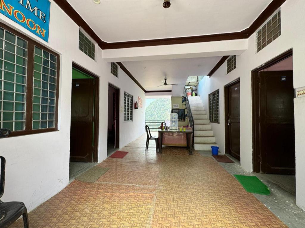 Goroomgo Abhishek hotel Sonprayag — Sitapur — photo 5