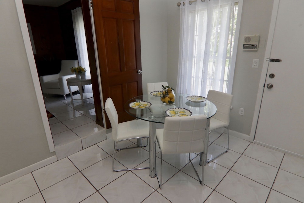 La Finca Miami by SoFla Vacations - photo 9
