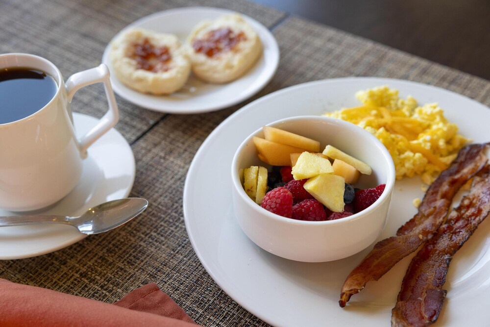 Hilton Garden Inn Albany - photo 22