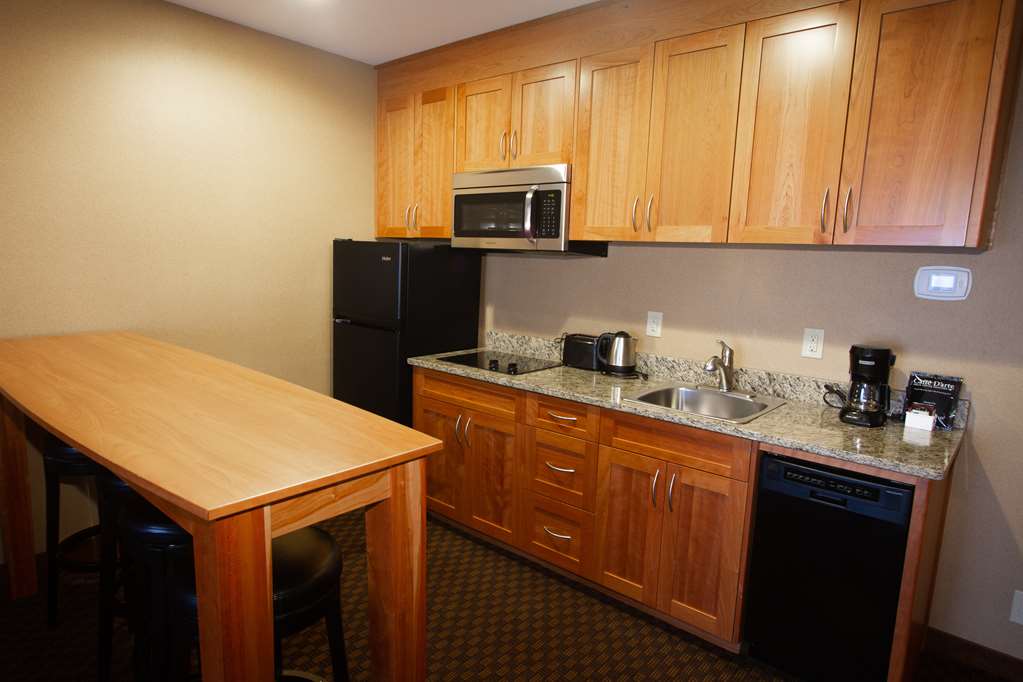 Mirabeau Park Hotel & Convention Center - photo 25