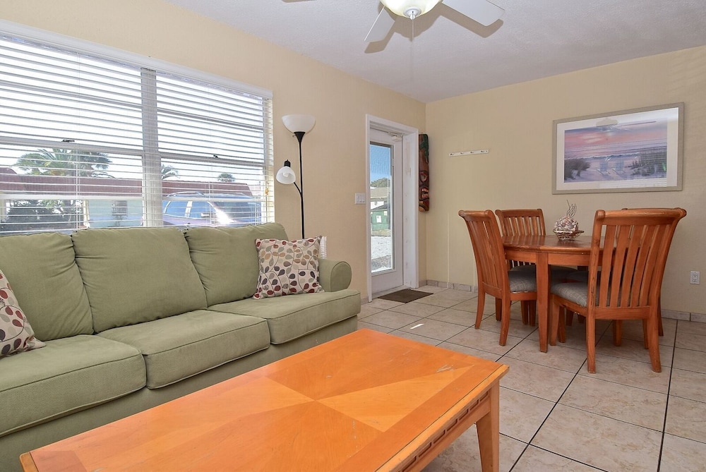 A Beach Retreat - photo 108