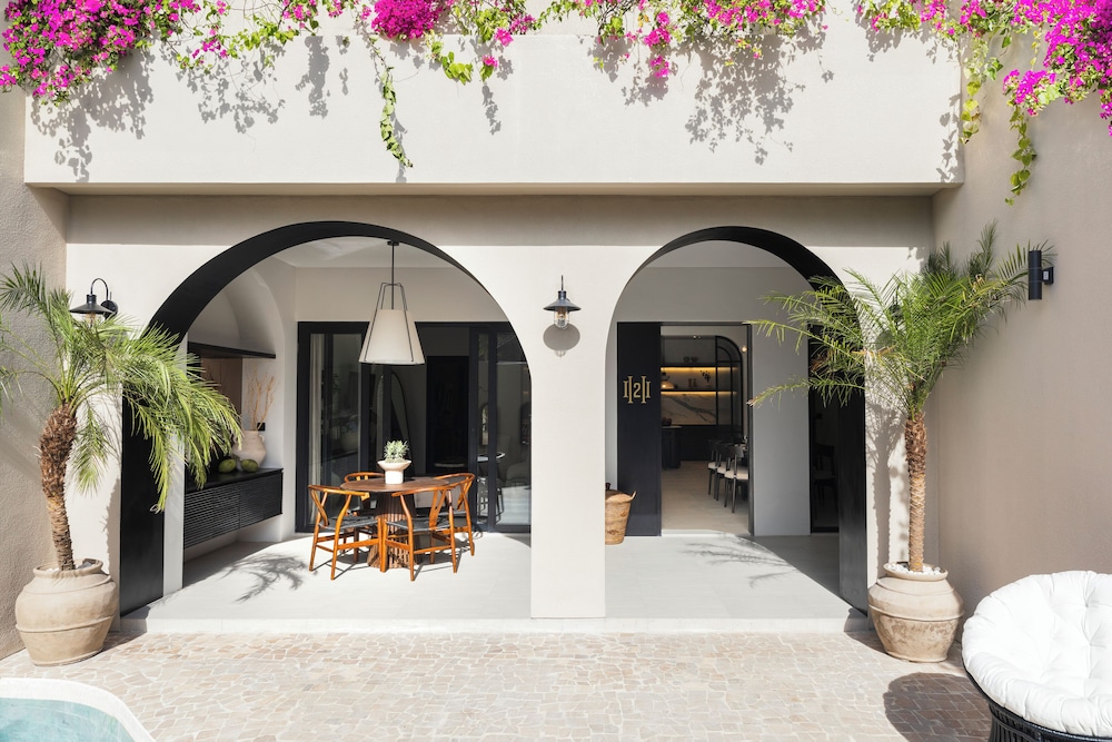 Villa Hampton II Pererenan — 4-Star Luxury Hotel in Canggu, Indonesia