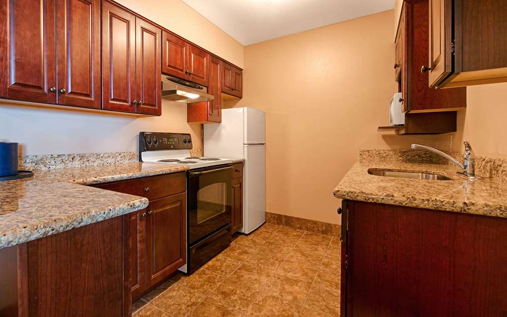 Best Western Plus Humboldt House Inn - photo 22