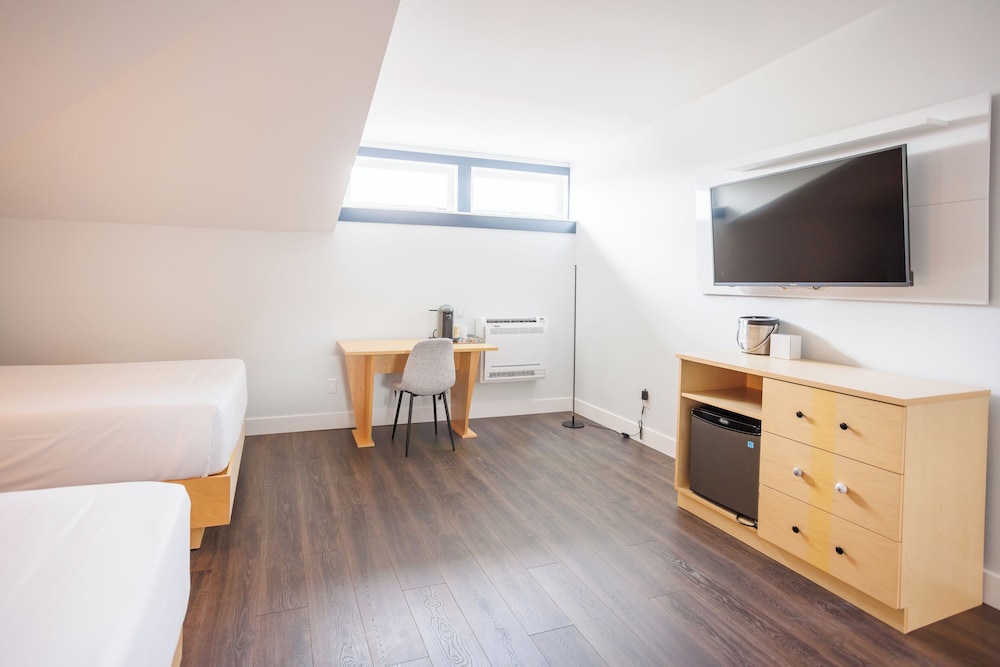 Hotel Callista - photo 23
