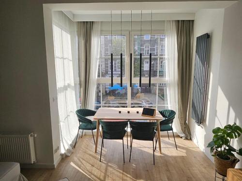 MIRA Apartment in My Center — 4-Star Luxury Hotel in Szczecin, Poland