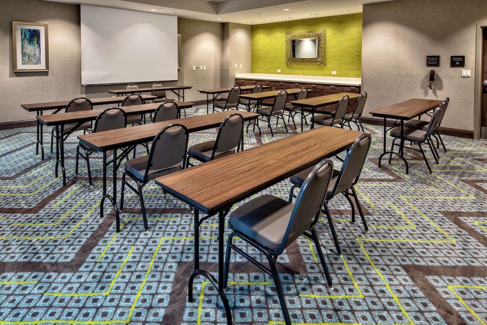 Hampton Inn & Suites Nashville Goodlettsville - photo 40