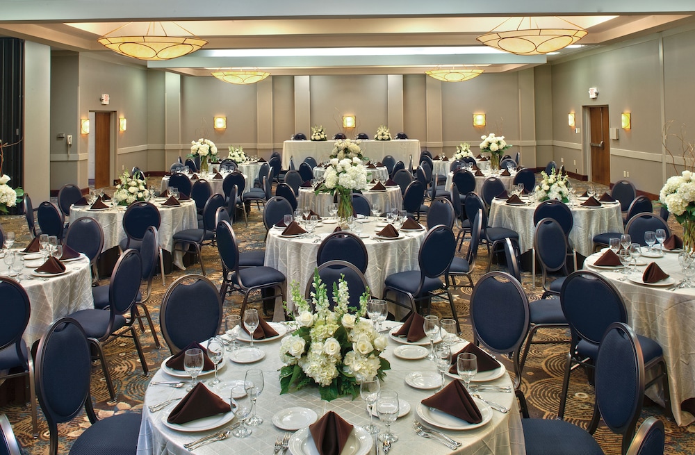 DoubleTree by Hilton Hotel Oak Ridge Knoxville - photo 27