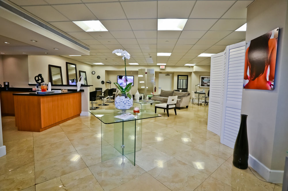 One Broadway Luxury Suites Downtown - photo 46