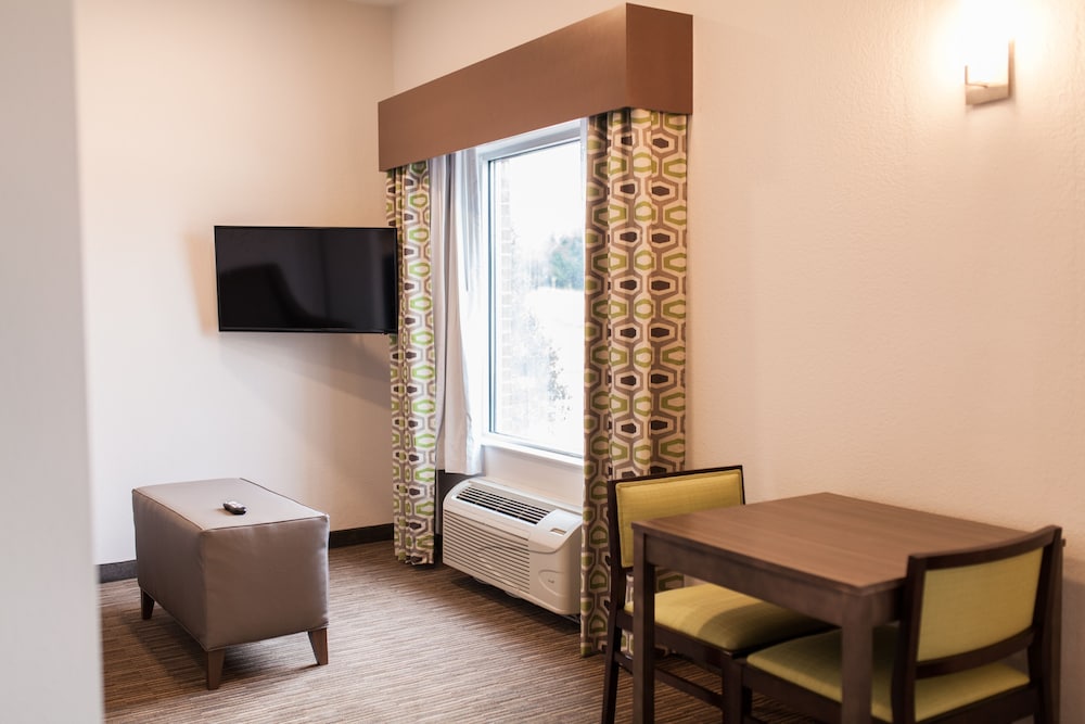 Holiday Inn Express & Suites Sweetwater by IHG - photo 9