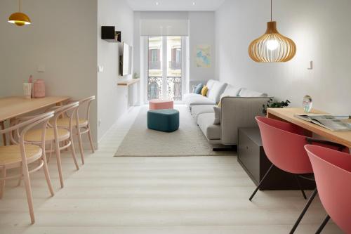 Bilbao Plaza by FeelFree Rentals — 4-Star Luxury Hotel in San Sebastian, Spain