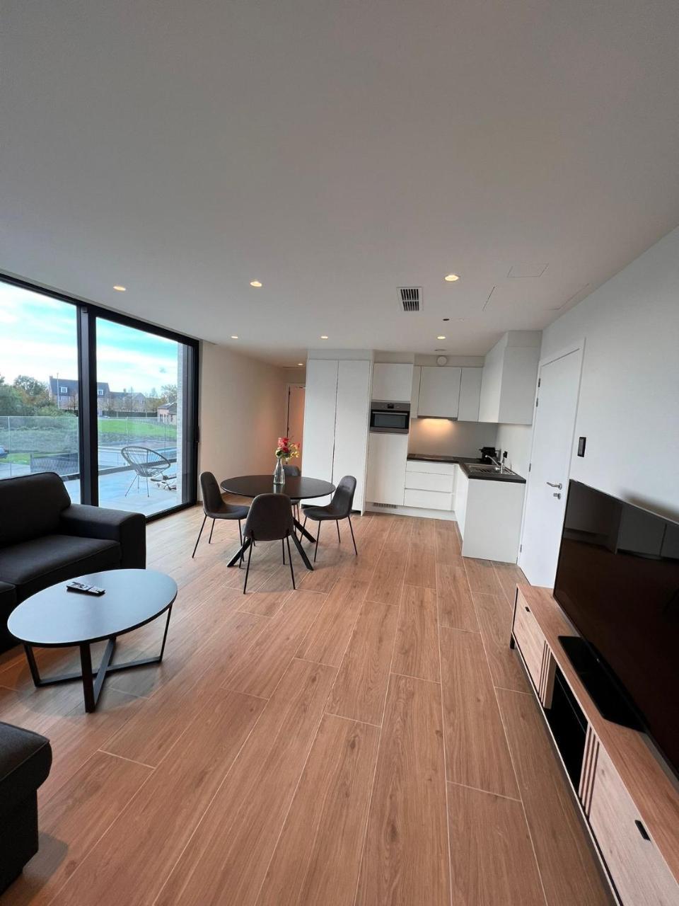 ApartHotel Dénia — hotel in Lochristi