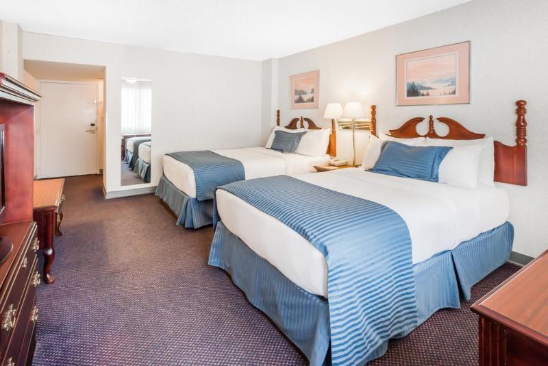 Ramada Milwaukee Downtown