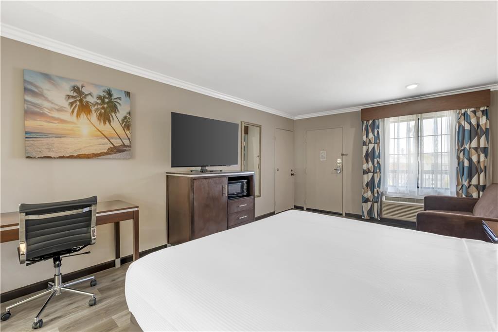 Best Western Redondo Beach Galleria Hotel Beach City LA - photo 12