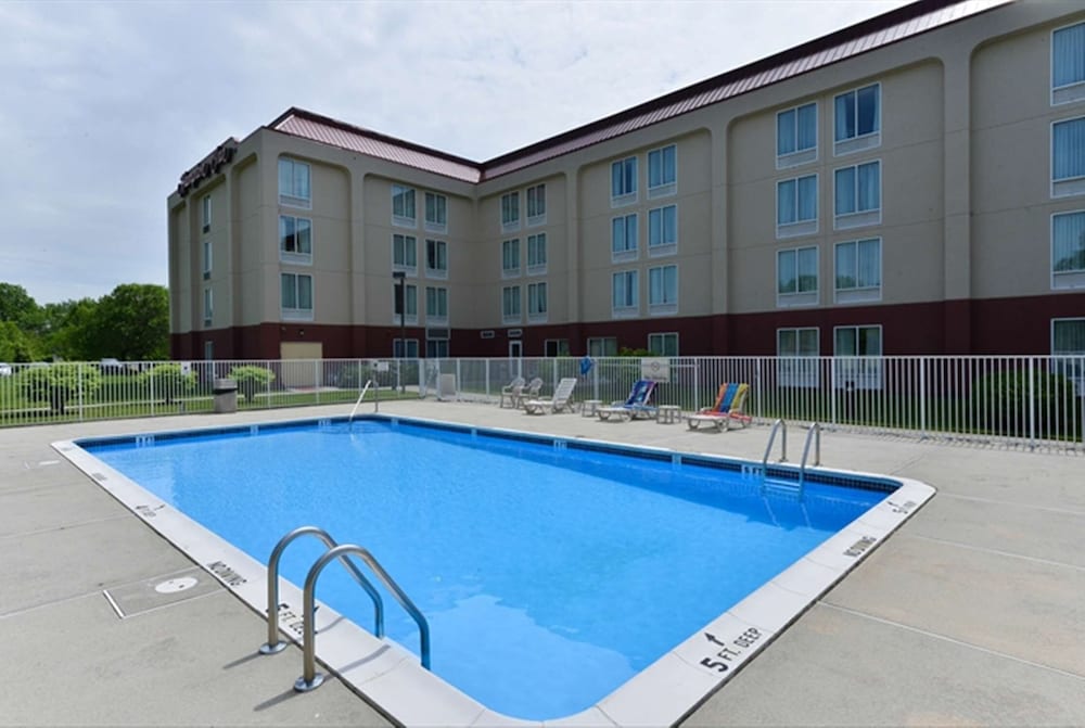 Hampton Inn Swedesboro Philadelphia - photo 37